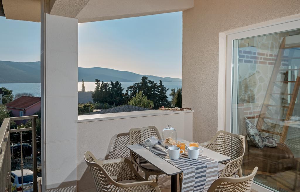 Arka Trogir Apartments - Seget Vranjica Luaran gambar