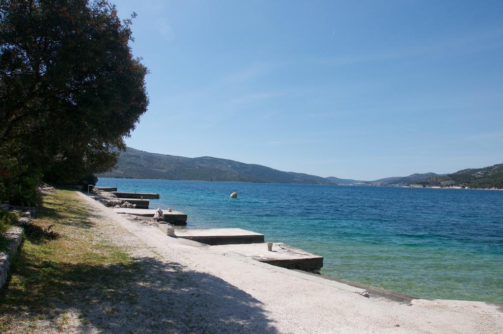 Arka Trogir Apartments - Seget Vranjica Luaran gambar