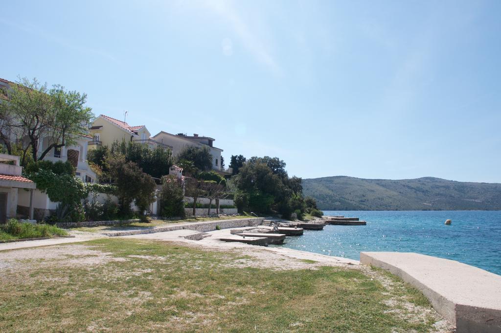Arka Trogir Apartments - Seget Vranjica Luaran gambar