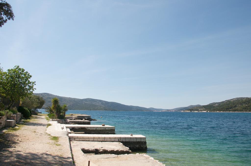 Arka Trogir Apartments - Seget Vranjica Luaran gambar