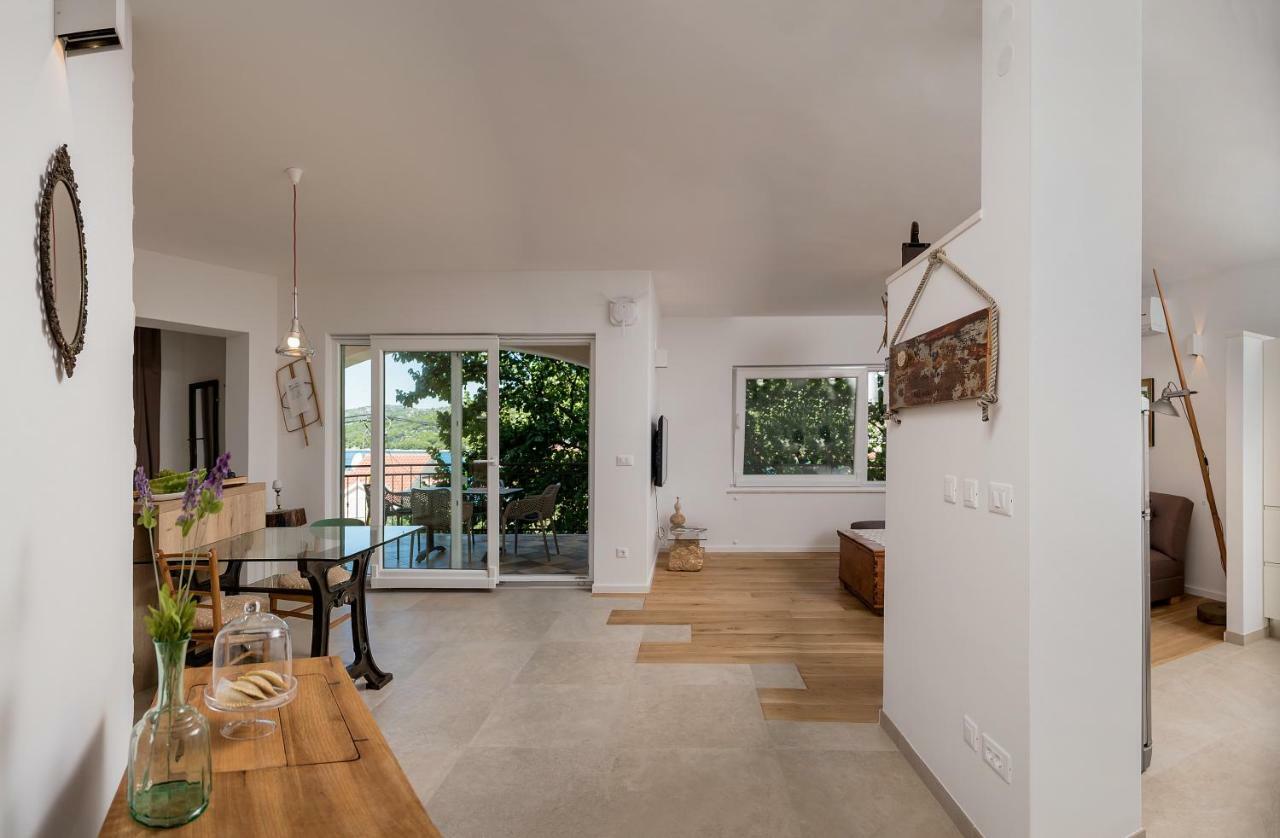 Arka Trogir Apartments - Seget Vranjica Luaran gambar